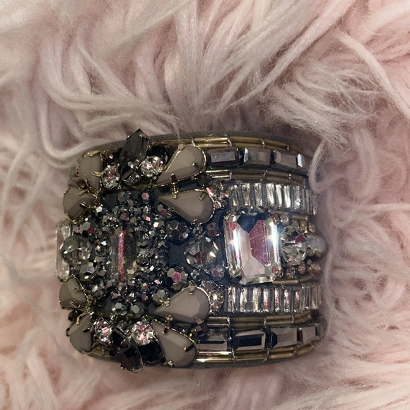 Exquisite Crystal & Beads Gold Hematite Cuff-Boutique - Picture 6 of 9